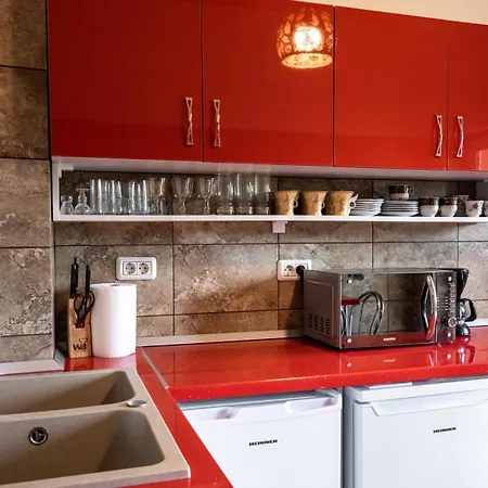 게스트하우스 Victoria 테기르기올